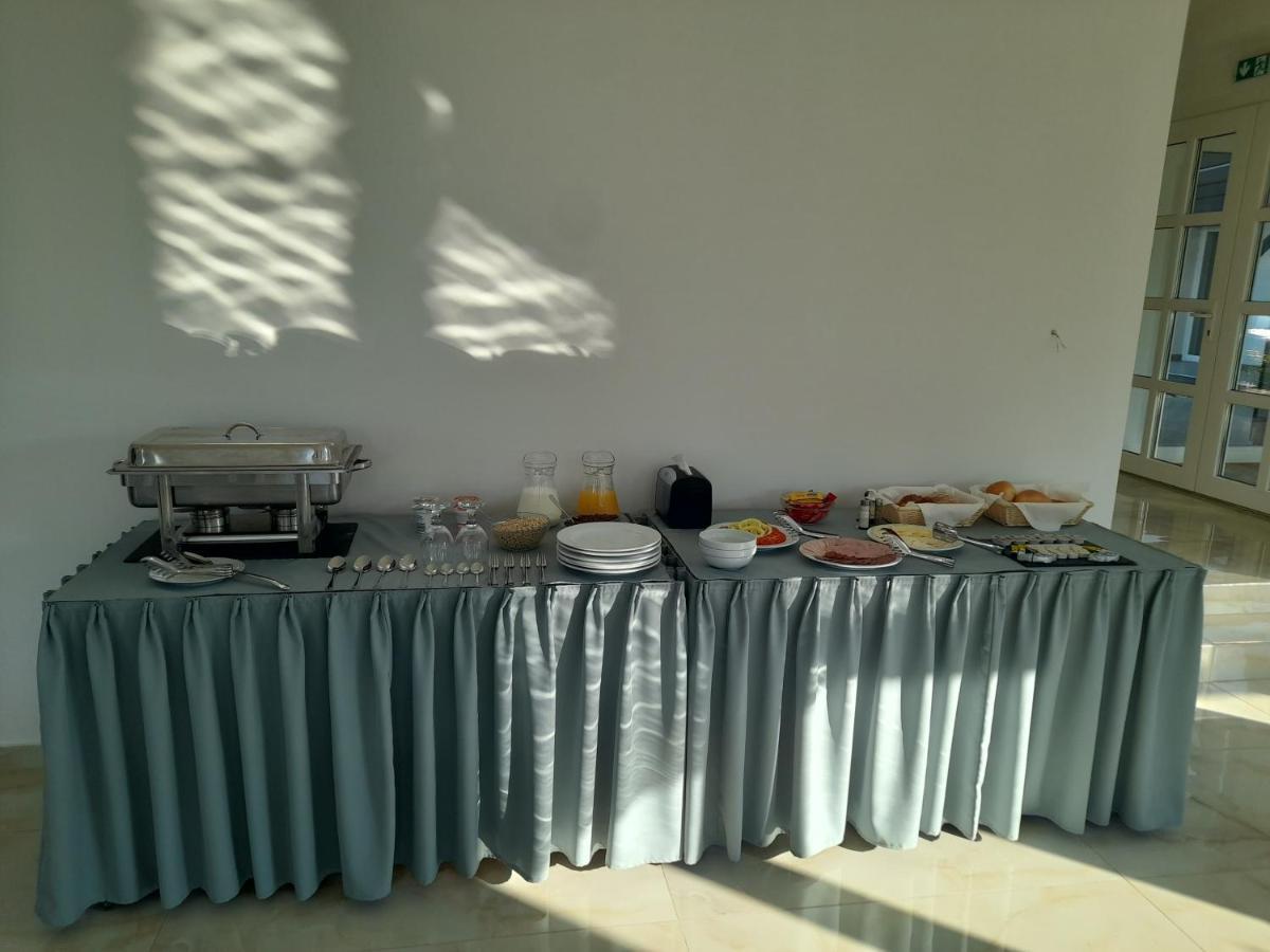 Orion Panzio Acomodação com café da manhã Hajdúszoboszló Exterior foto