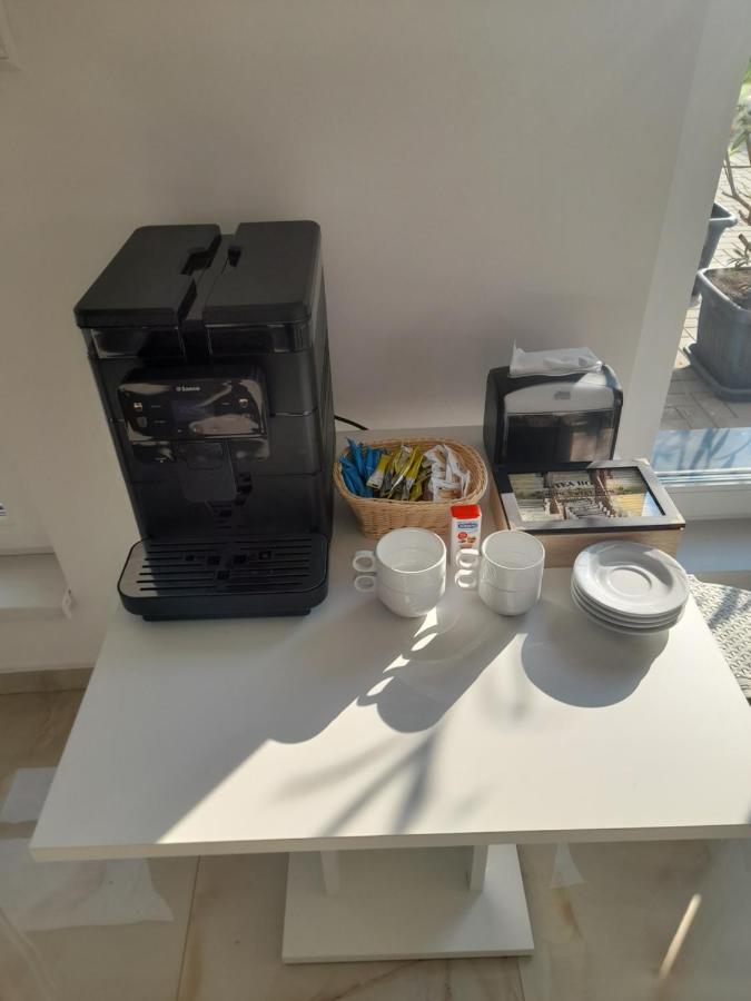 Orion Panzio Acomodação com café da manhã Hajdúszoboszló Exterior foto