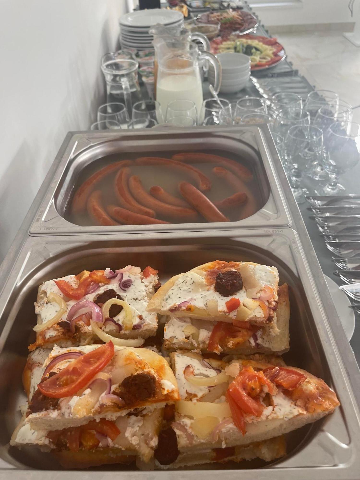 Orion Panzio Acomodação com café da manhã Hajdúszoboszló Exterior foto